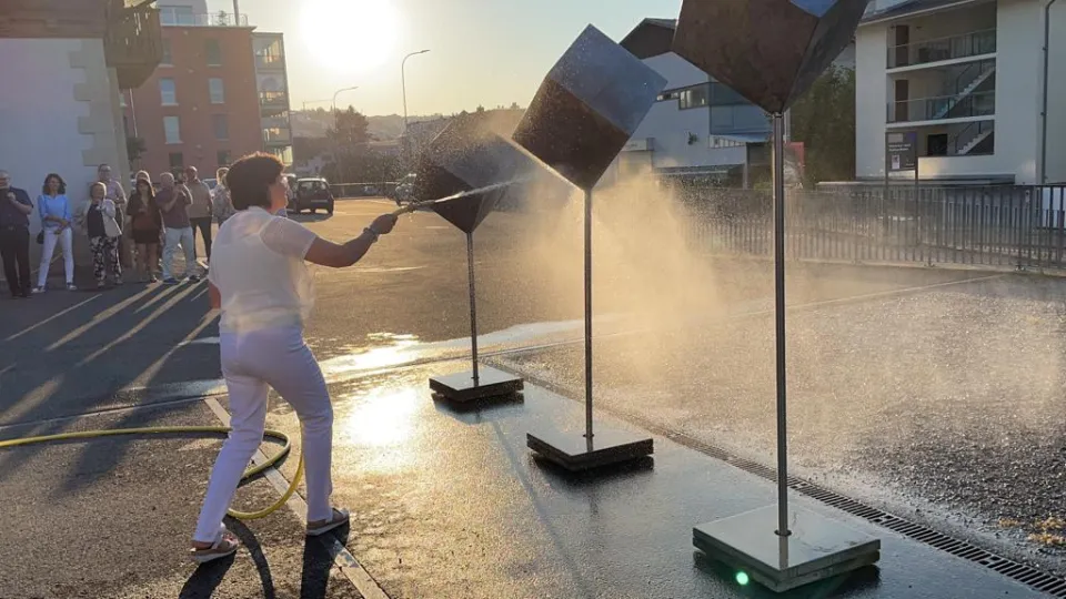 Isabelle Habegger | Water Sounds Show