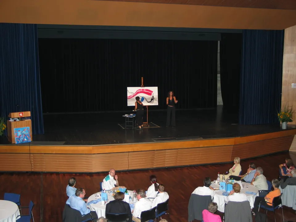 3. Performance with Anna Tappe