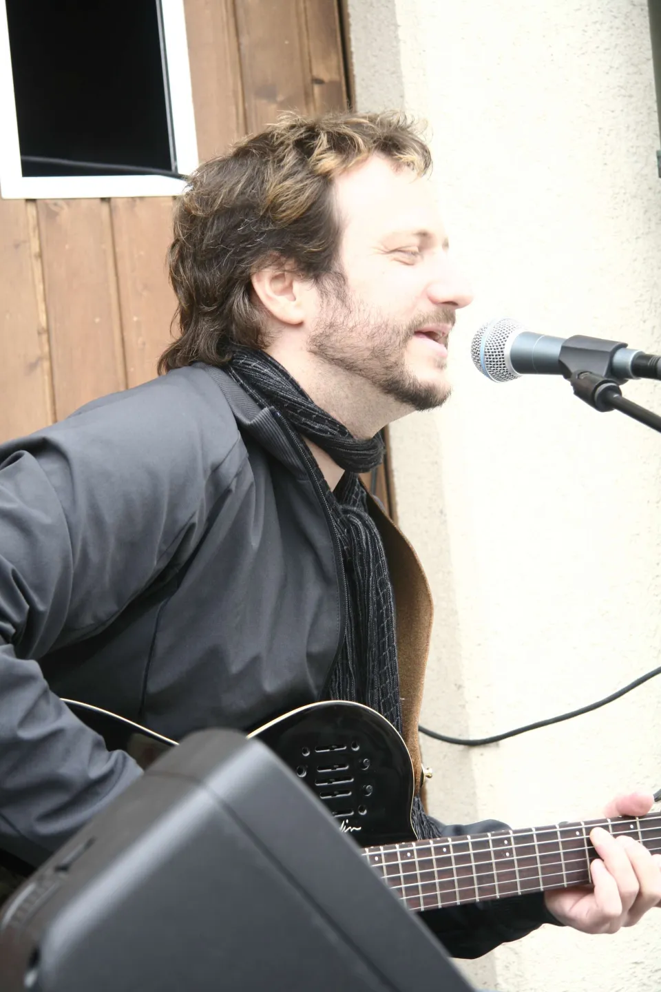 Performance as part of Dom Hakio’s Culture Weekend 2010